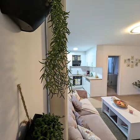 דירה 2 Mit Balkon אסלינגן